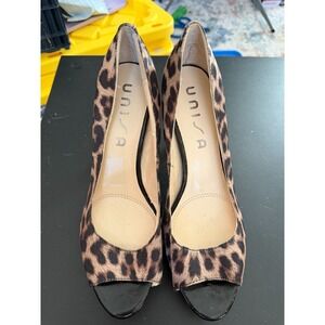 Unisa Leopard Print Peep Toe Heels in 8